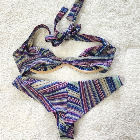 New!Frankie's Bikinis shimmy stardust top and Dawson bottom - Picture 5 of 10